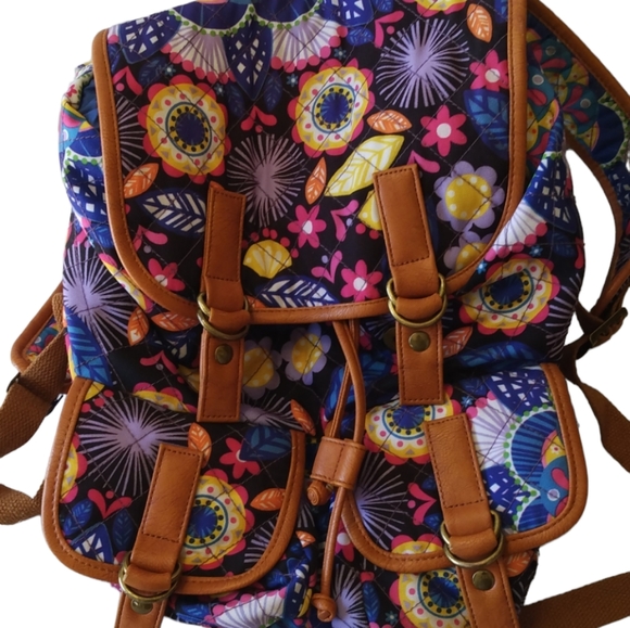 Lychee Bags Canvas Printed Backpack - Picture 3 of 11